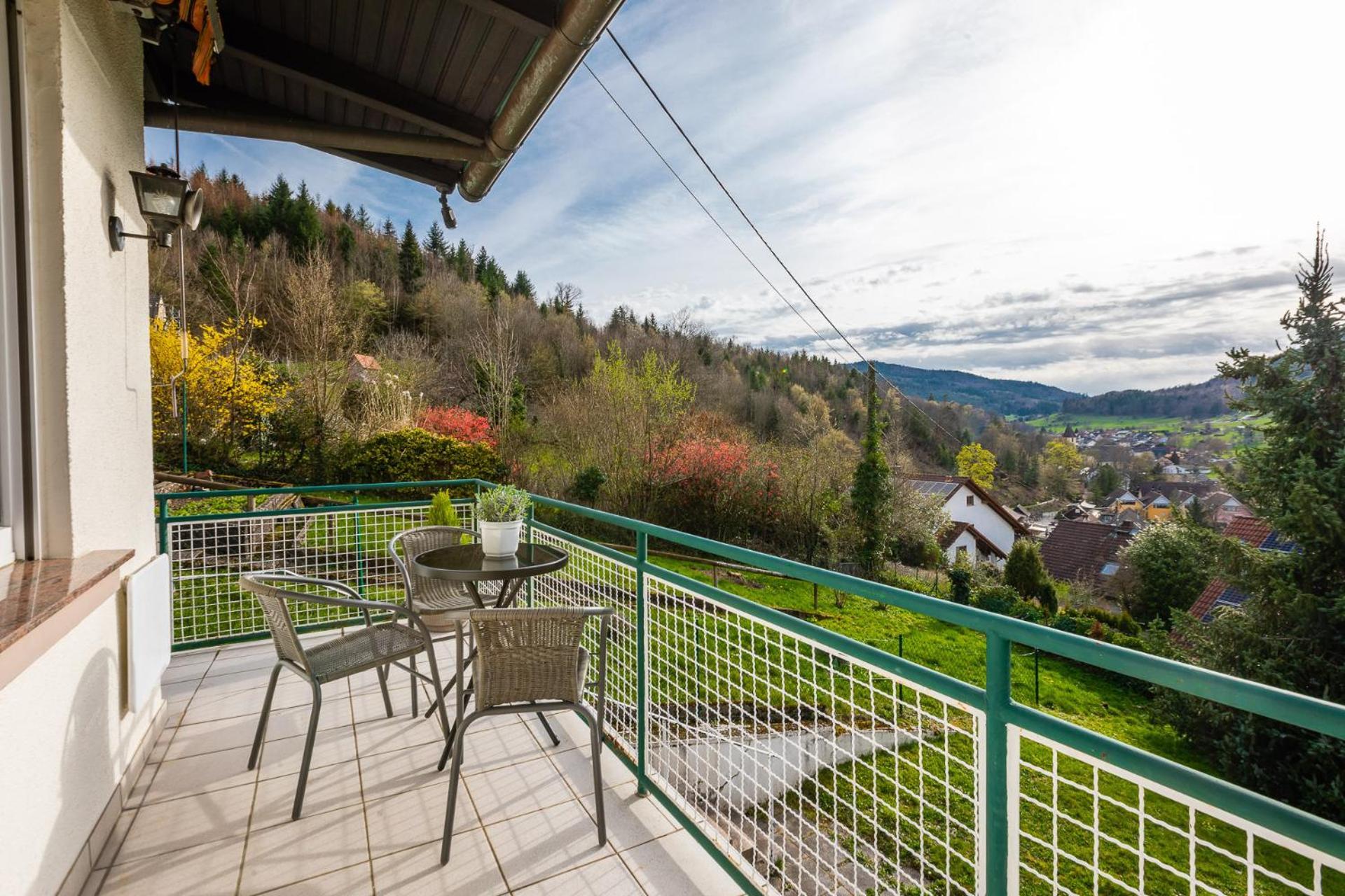Schwarzwald Panorama Apartment *